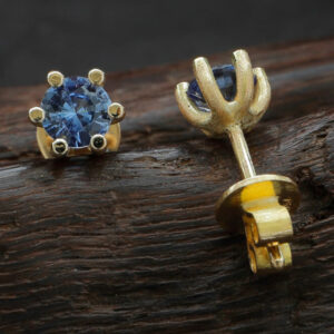 LOTUS FLOWER Studs Yellow Gold with Blue Sapphires