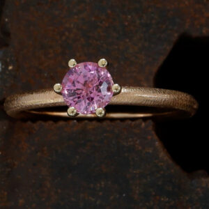 LOTUS FLOWER Ring Pink Gold with Pink Sapphire
