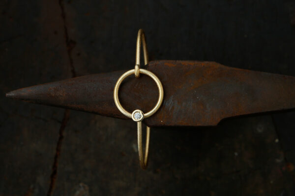 LOTUS POD Armring Yellow Gold with Diamond