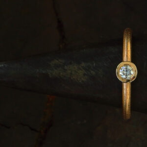 LOTUS POD Ring Pink Gold with Diamond