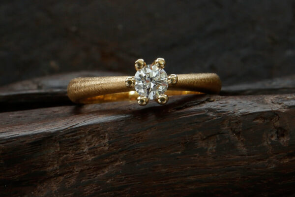 PRINCESS Ring Yellow Gold with Diamond