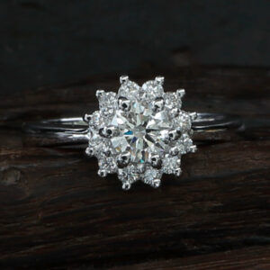 ROSETTE Ring White Gold with Diamonds