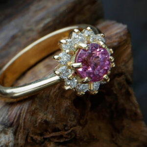ROSETTE Ring Yellow Gold with Pink Sapphire and Diamonds